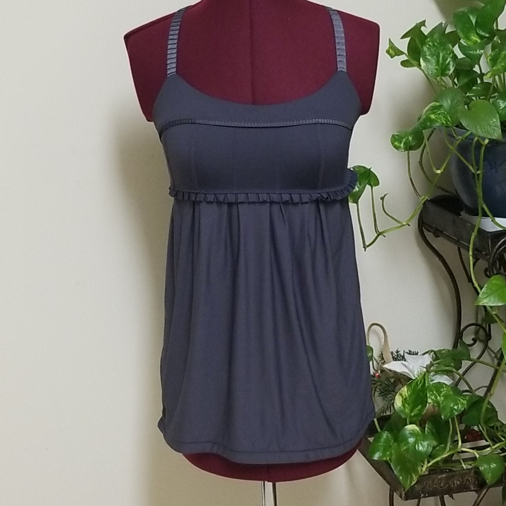 Lululemon Women's Sleeveles Size 2